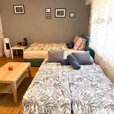 דירה Mit Garten